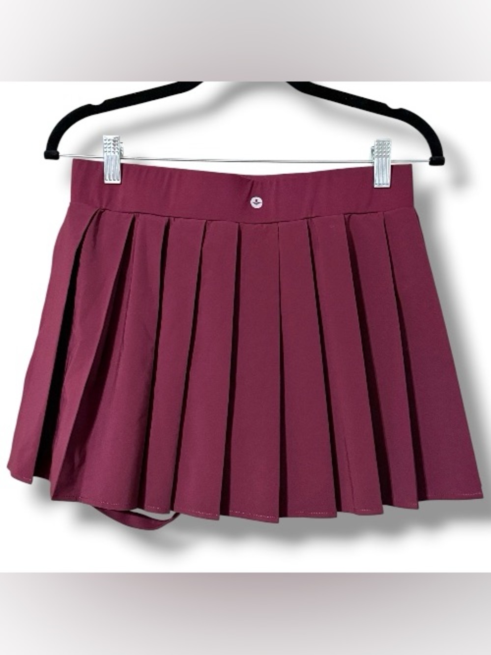 Halara medium High Waisted Pleated 2-in-1 Pocket Adjustable Buckle absorbing new - Picture 12 of 15